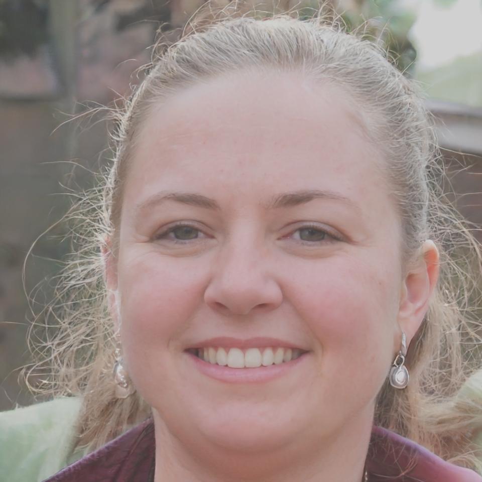 Portrait von Frau Julia Schneider